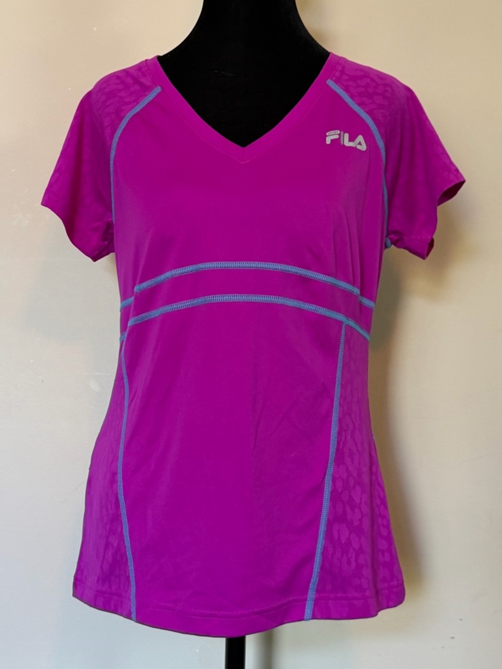Fila Women’s Medium Pink Cheetah Print Athletic Running Shirt